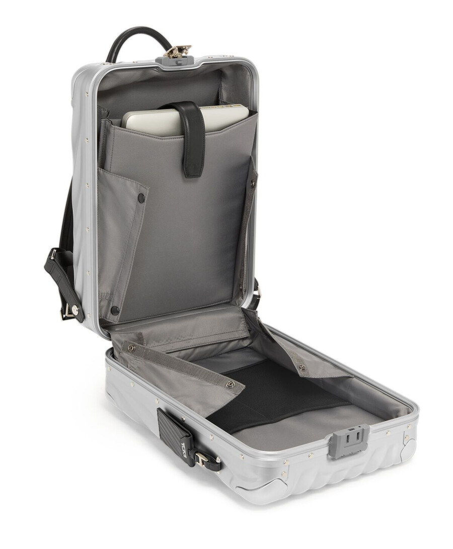 19 degree aluminium backpack