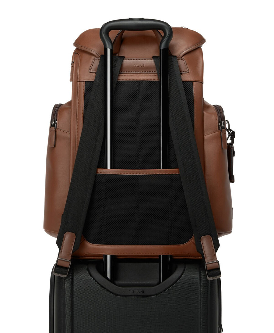 harrison griffen flap backpack