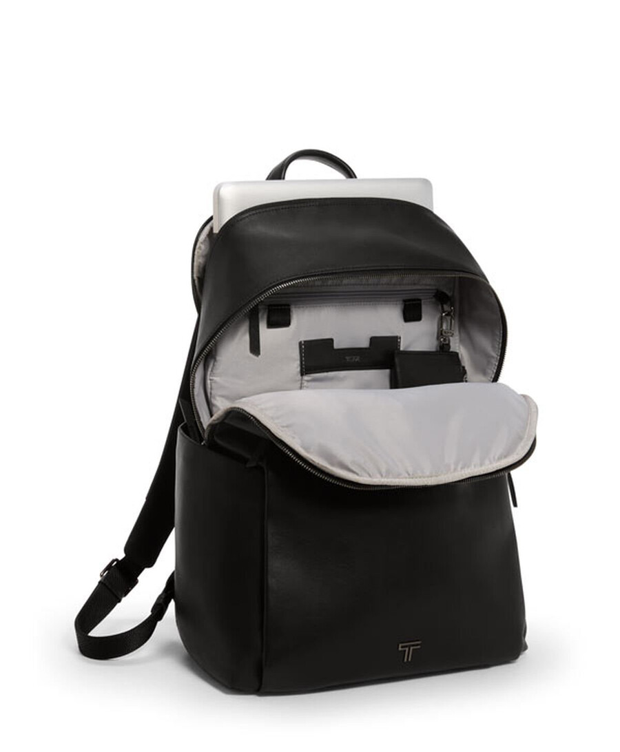 voyageur raina backpack