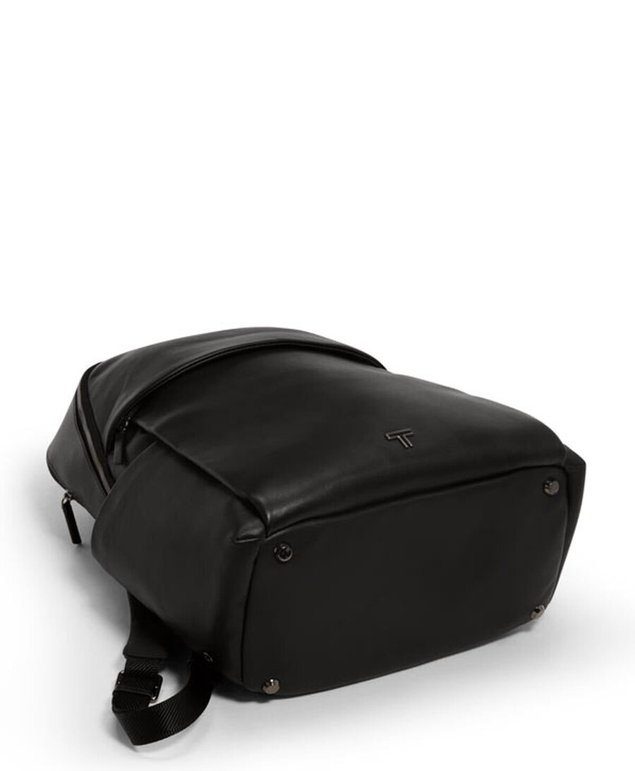 voyageur raina backpack