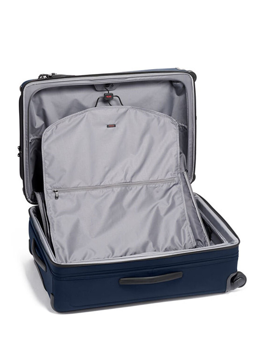 alpha 3 medium trip expandable checked luggage 735 cm