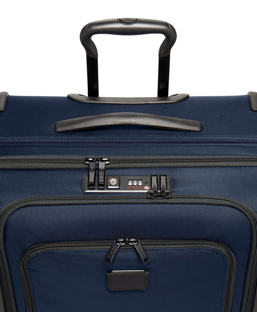alpha 3 medium trip expandable checked luggage 735 cm