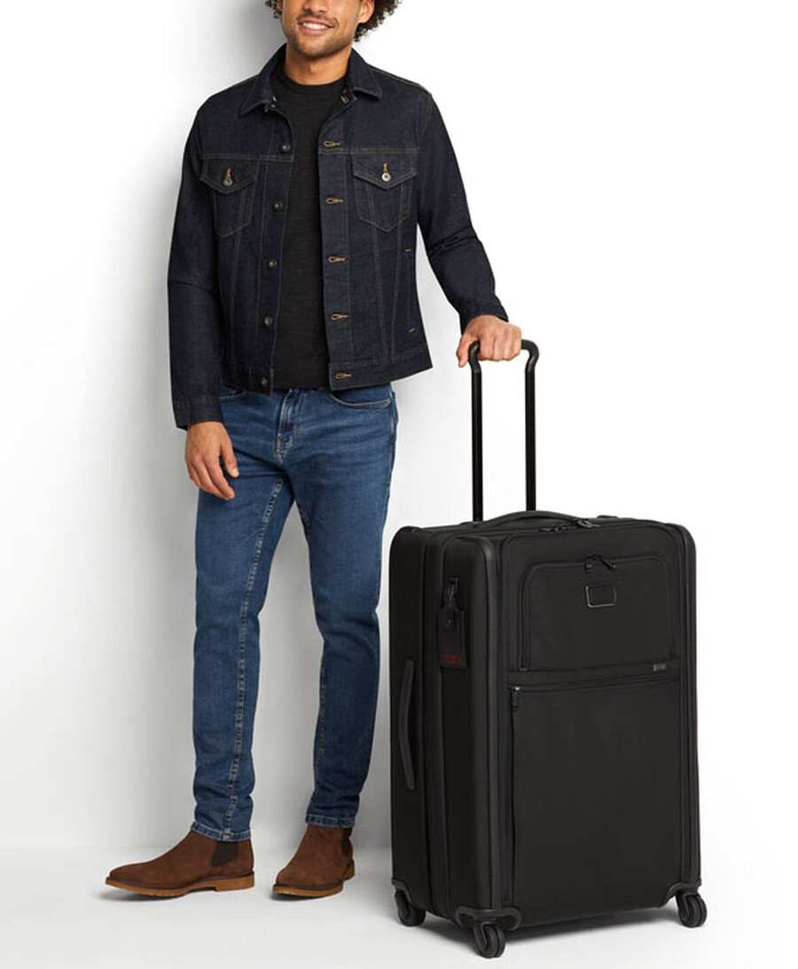 alpha 3 medium trip expandable checked luggage 735 cm