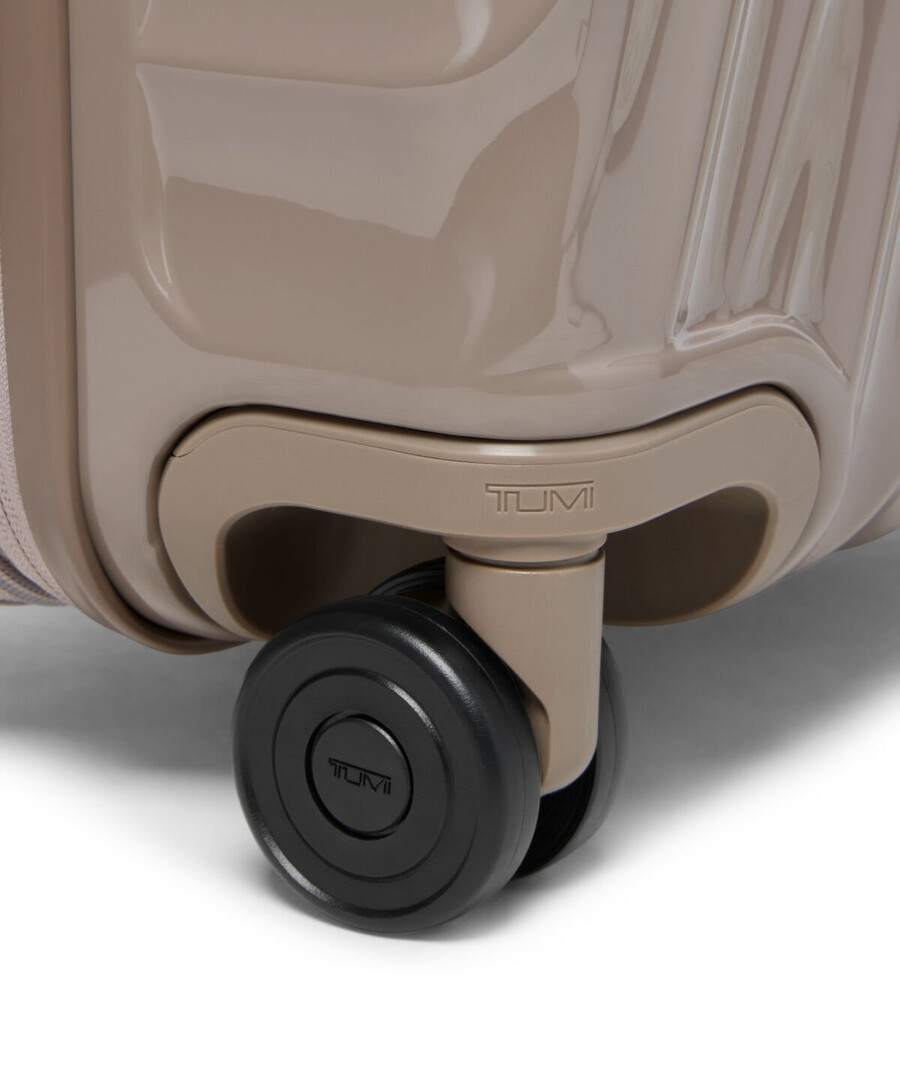 19 degree international expandable carry-on 55 cm