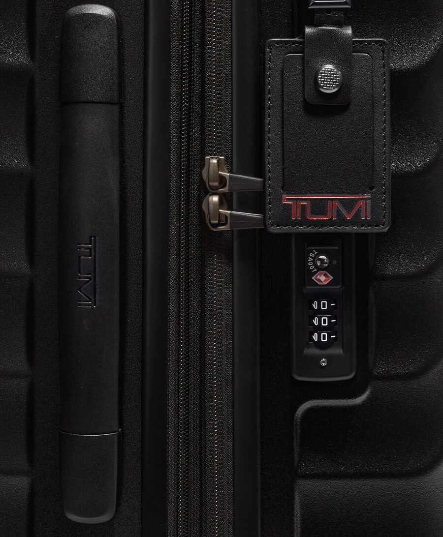 19 degree international expandable carry-on 55 cm