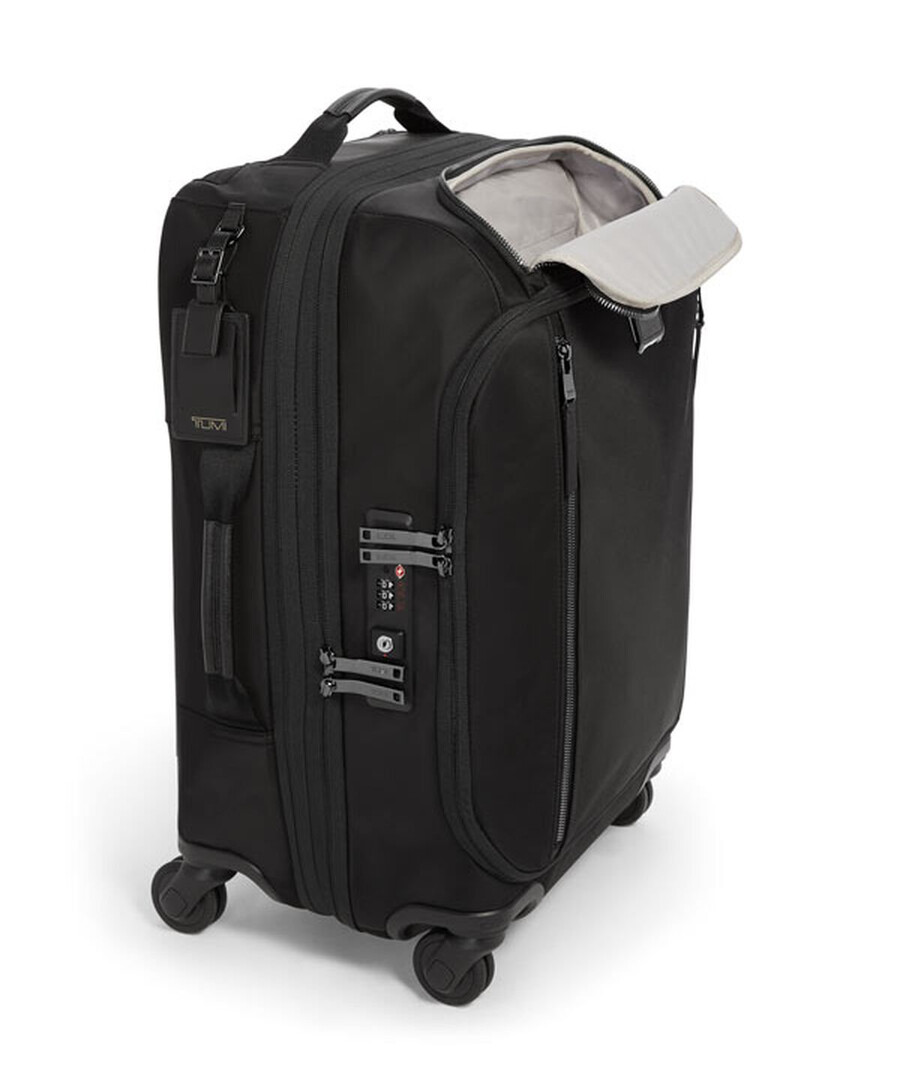voyageur léger international expandable carry-on