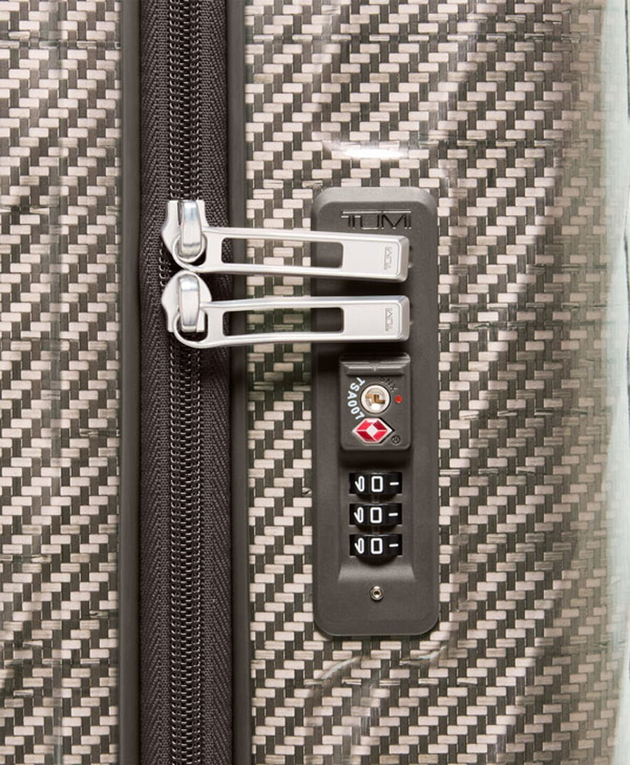 19 degree lite international carry-on 55 cm