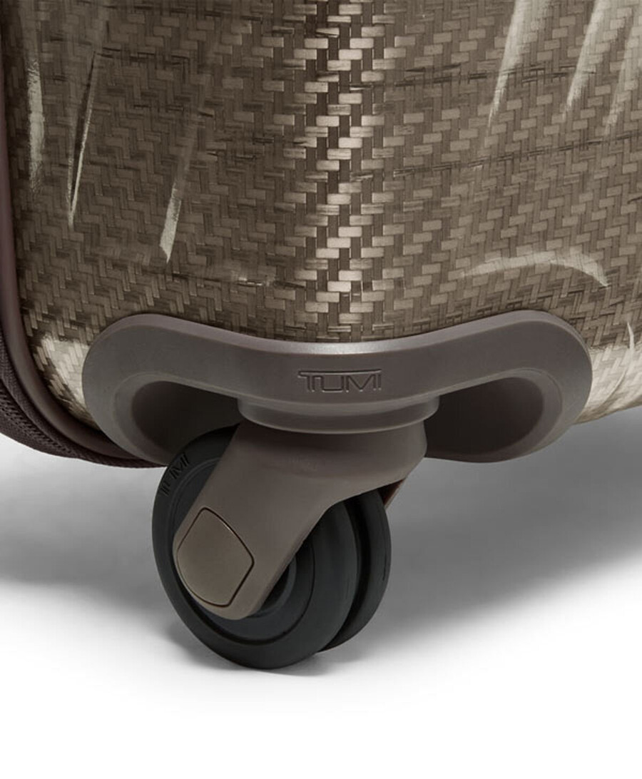 19 degree lite international carry-on 55 cm