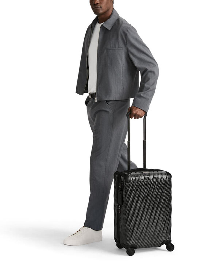 19 degree lite international carry-on 55 cm