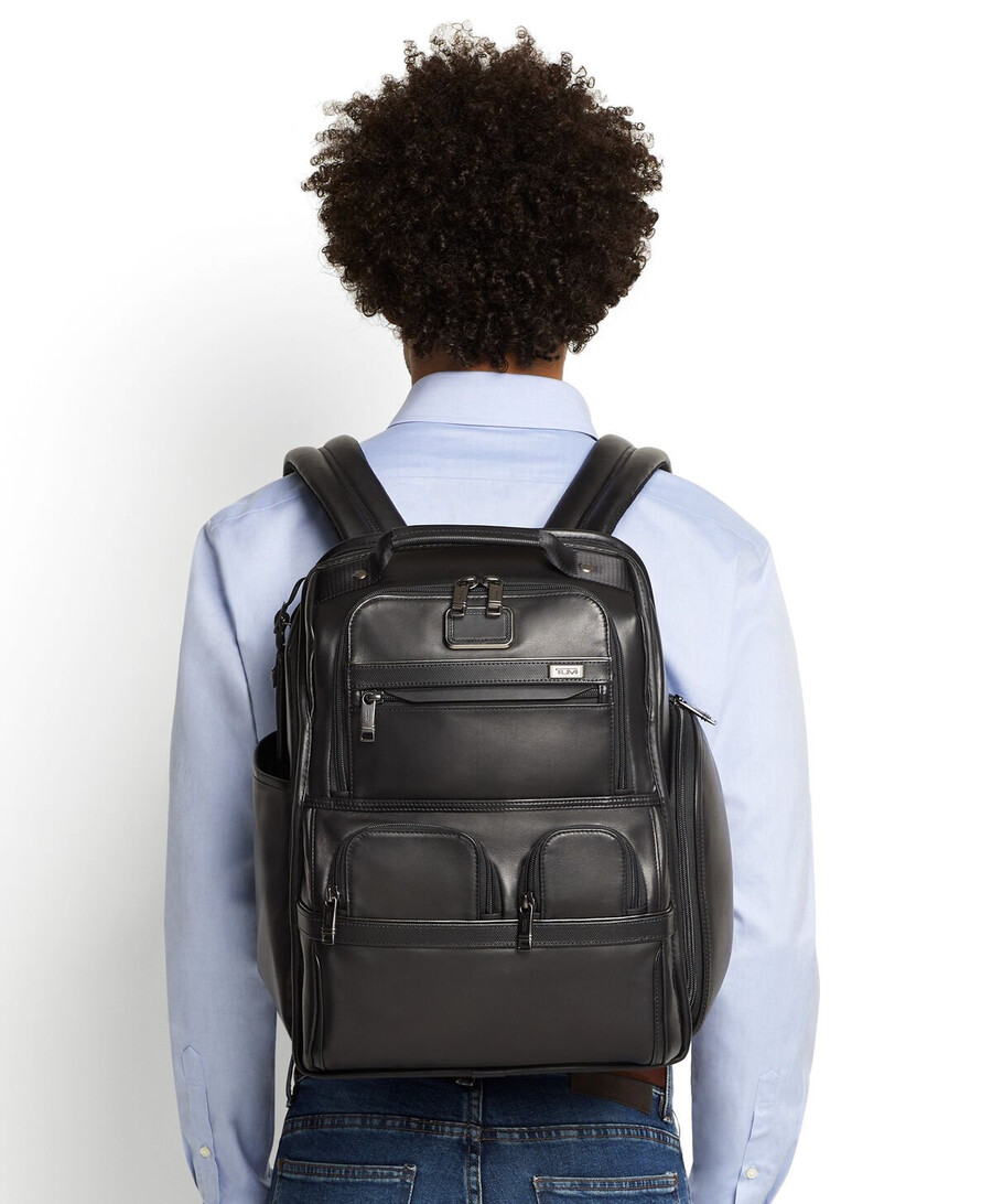 alpha compact laptop brief pack
