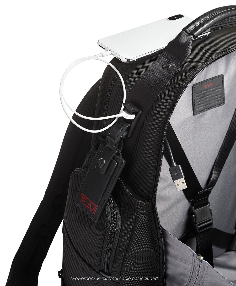 alpha 3 packing backpack