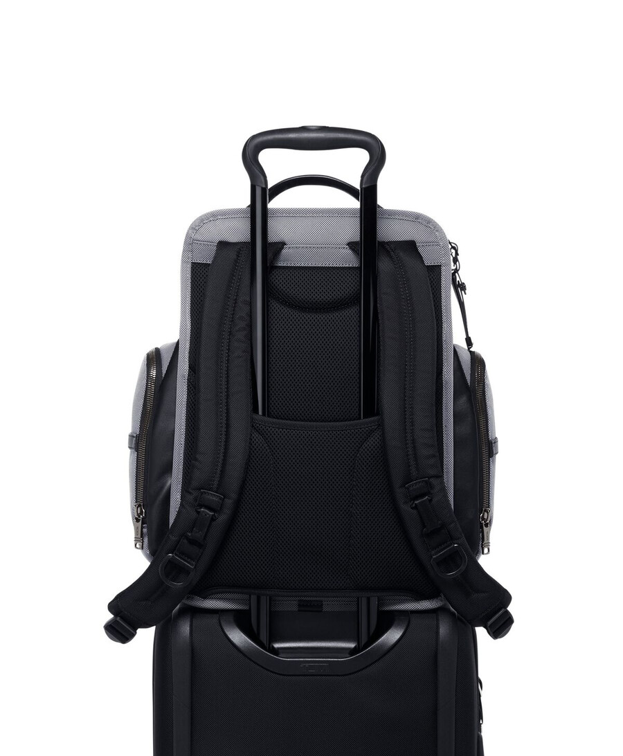alpha x tumi brief pack