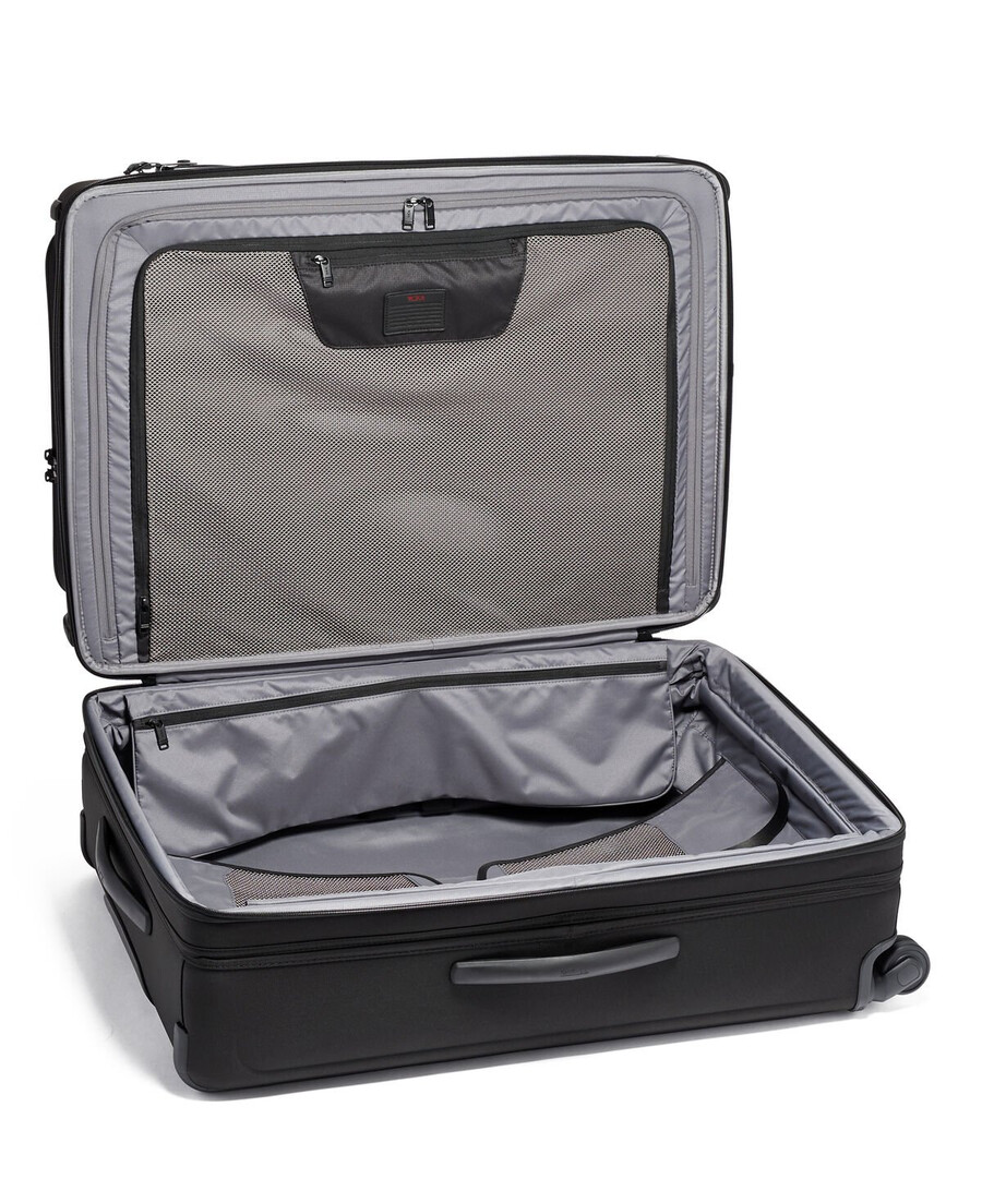 tumi alpha travel set