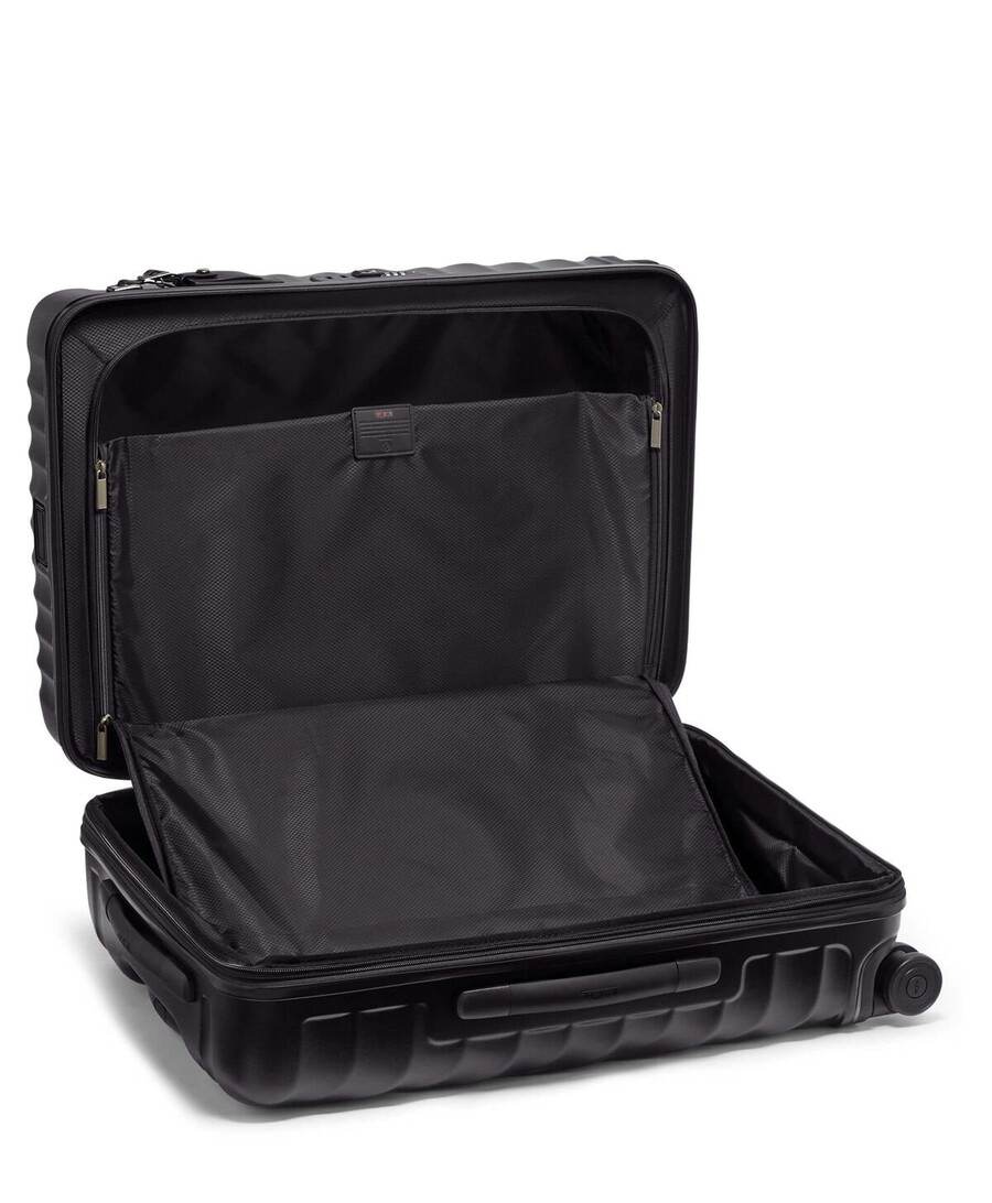 19 degree travel set
