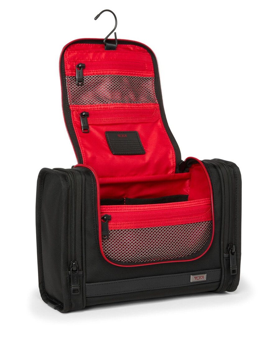 alpha 3 hanging travel kit