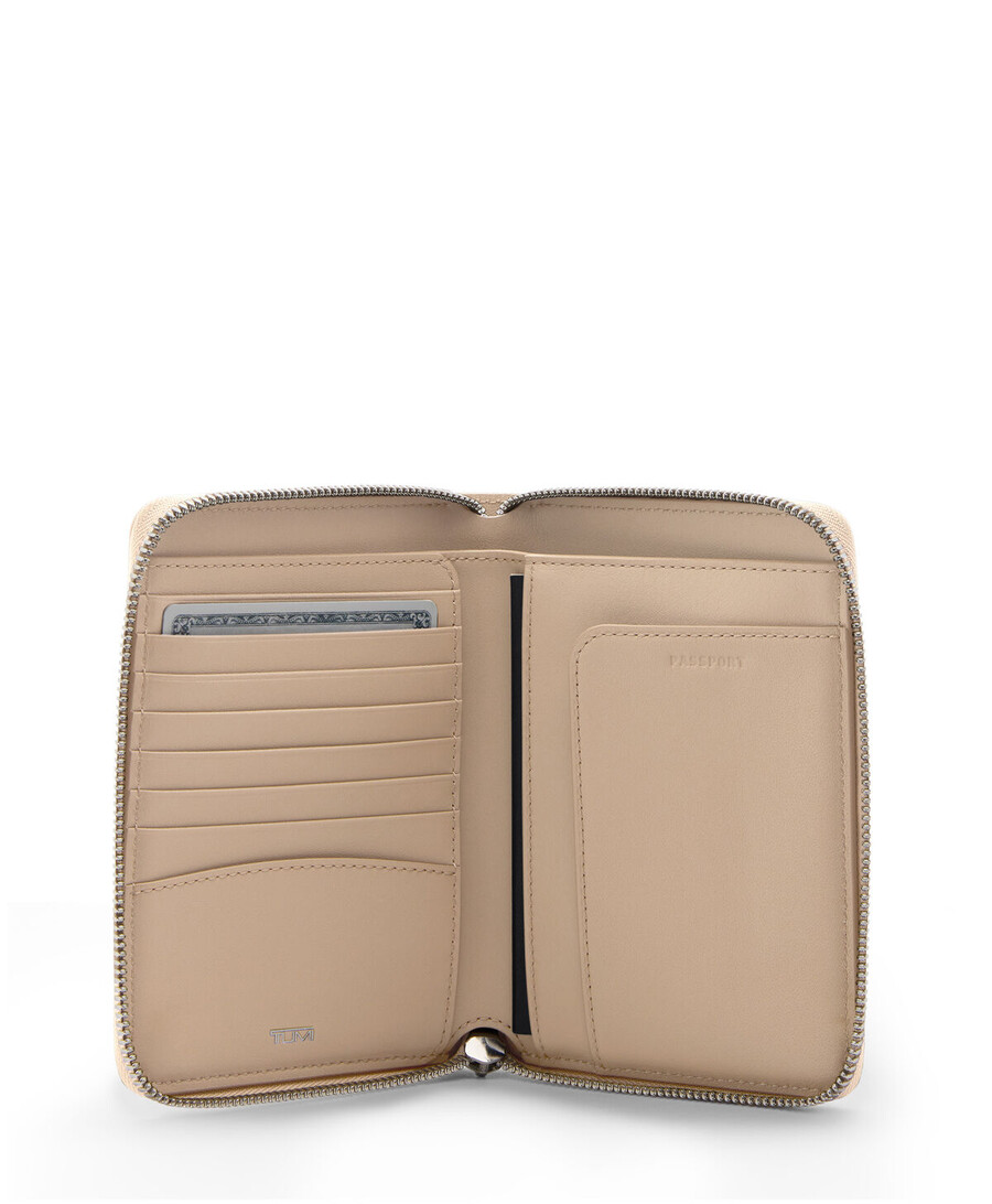 belden zip-around passport case