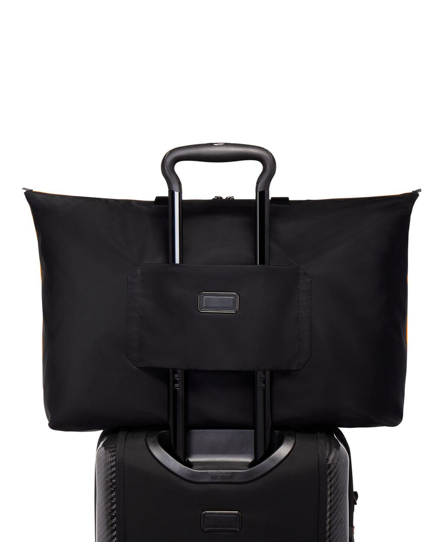 tumi mclaren just in case tote