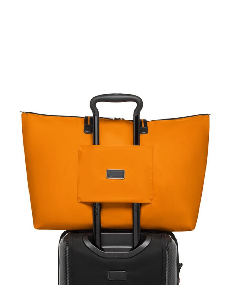 tumi mclaren just in case tote