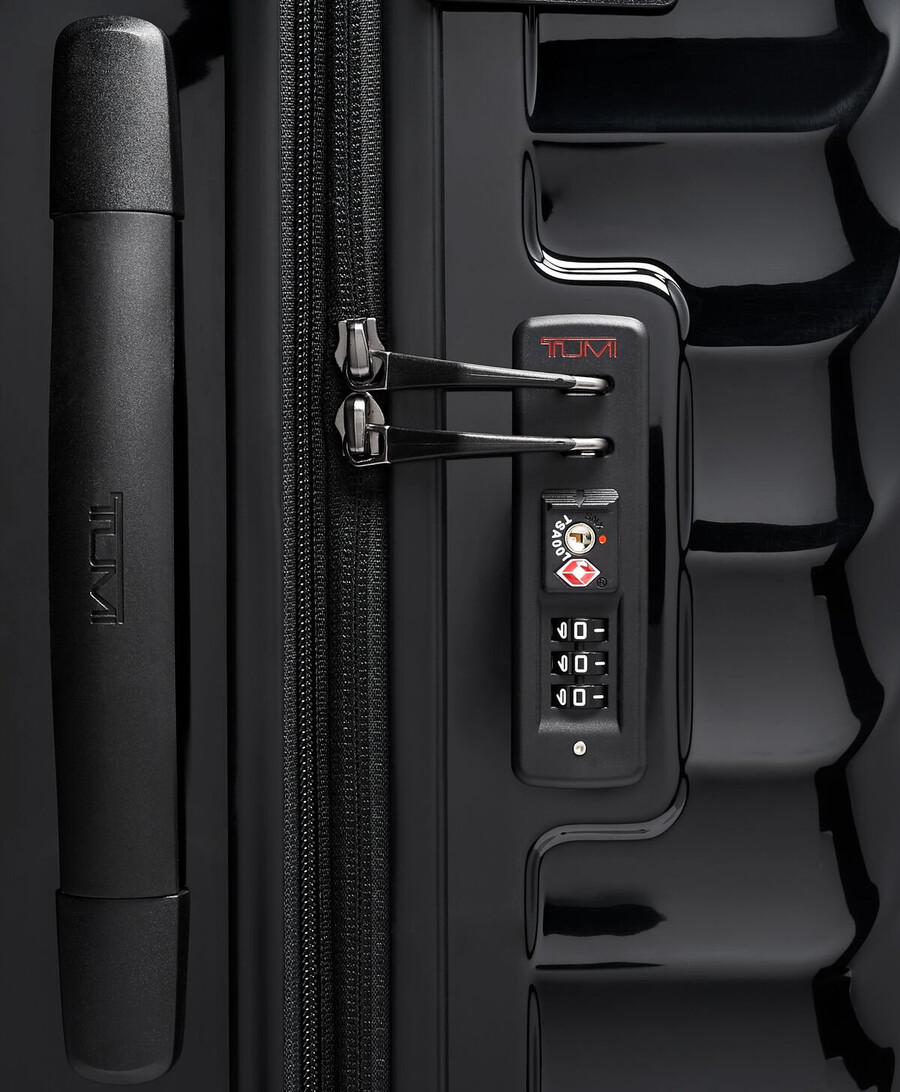 19 degree expandable rolling trunk 795 cm