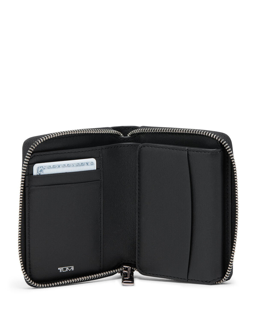 belden trifold zip-around wallet